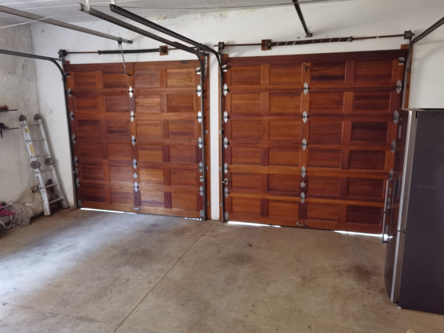 3 Bedroom Property for Sale in Kosmos Ridge North West